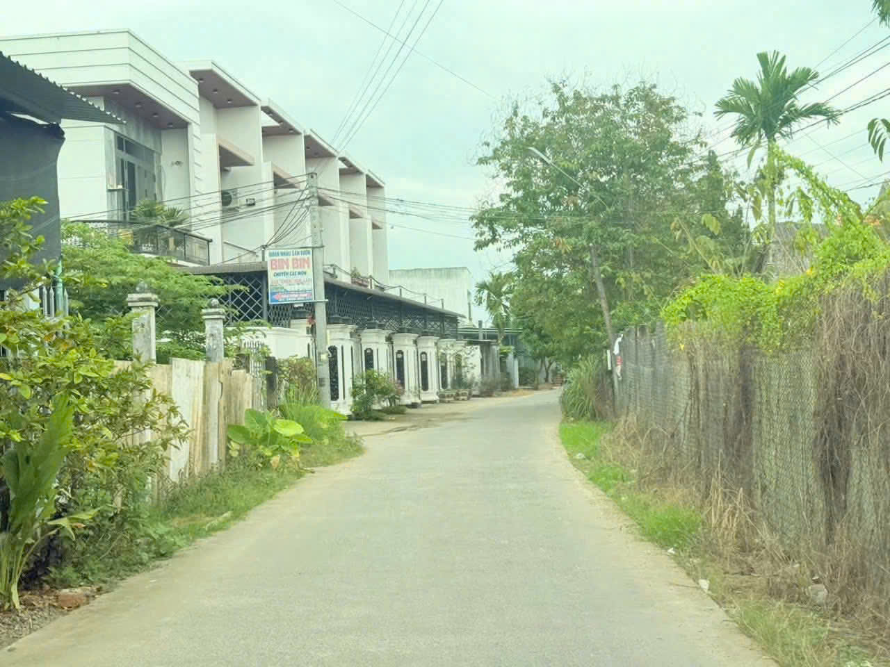 Bán đất thổ cư đường beton 4m xã Phước Lợi , Bến Lức dt 200m2 hướng đông nam giá 2,1 tỷ