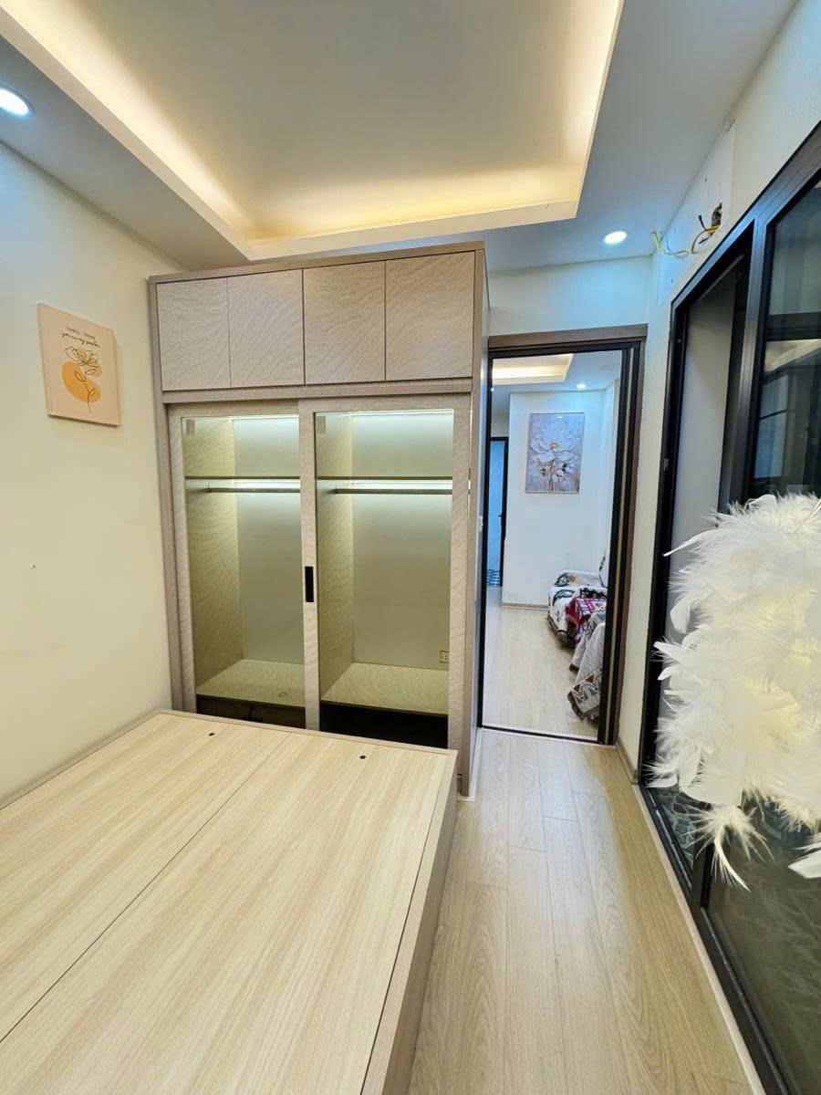 CT2A HOÀNG CẦU FULL NỘI THẤT – CHUNG CƯ CAO CẤP – 3 MẶT THOÁNG