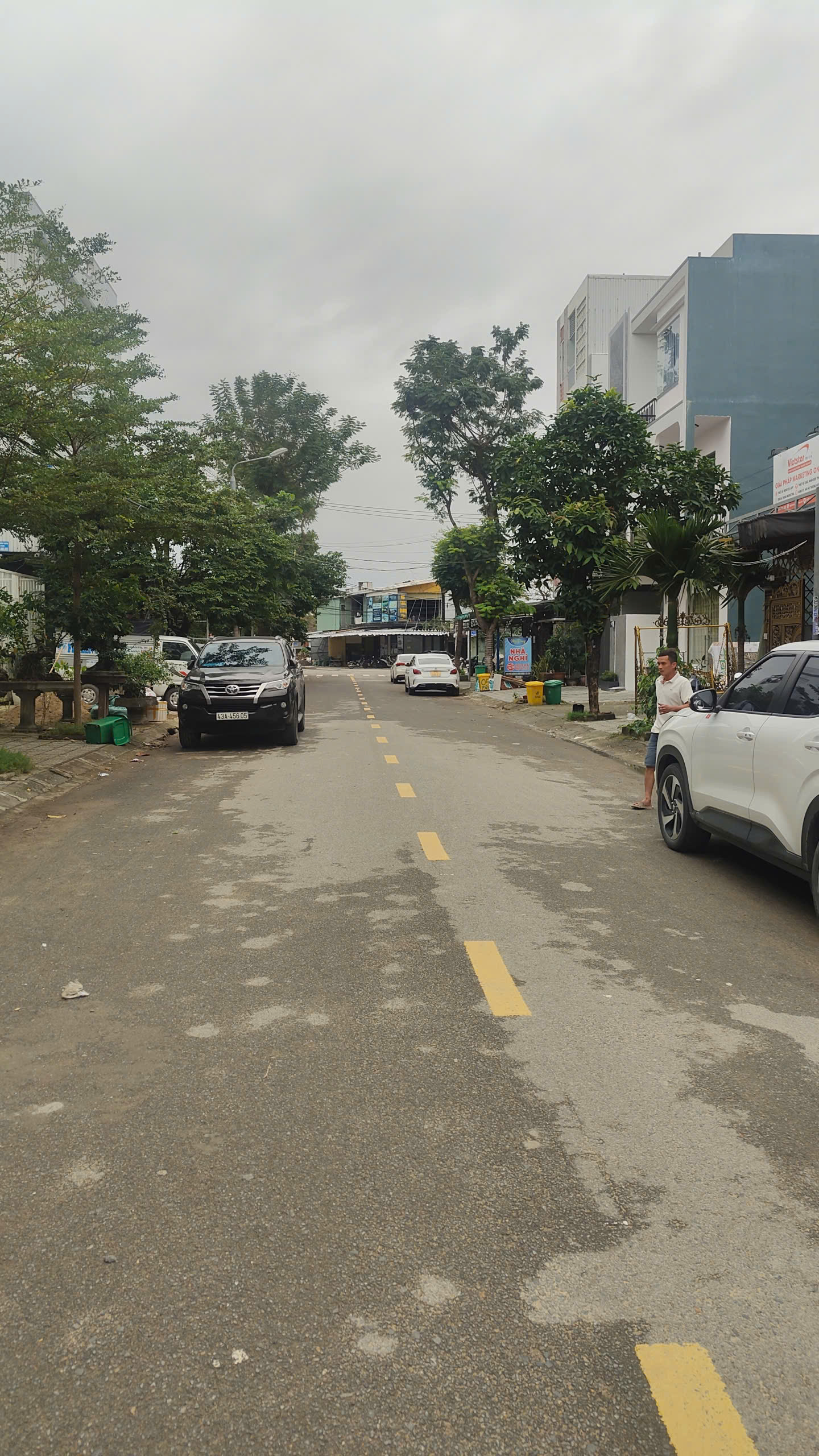 BÁN ĐẤT TẶNG NHÀ TIỀN CHẾ – TRỤC 7M5 PHÚ XUÂN – SÁT BIỂN NGUYỄN TẤT THÀNH