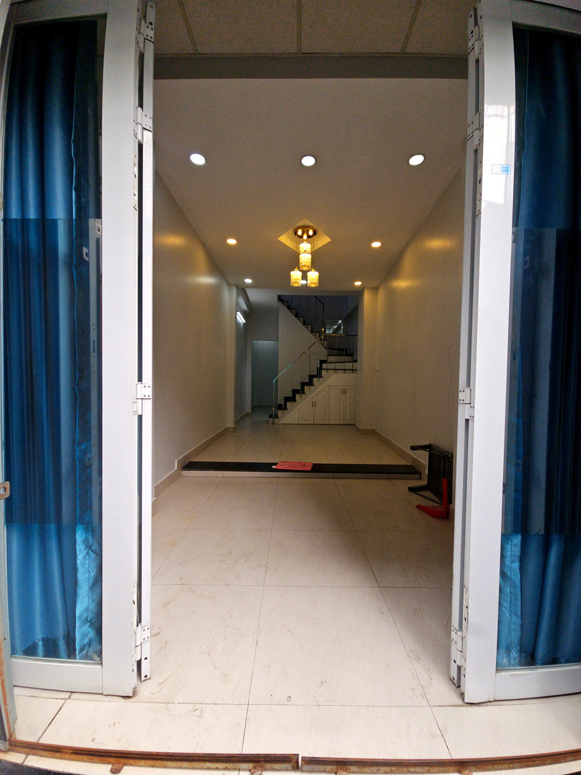 sát mặt tiền Q7 Ngang 3 dài 12 Đúc bê tông 3 tấm CÓ 3 TỶ