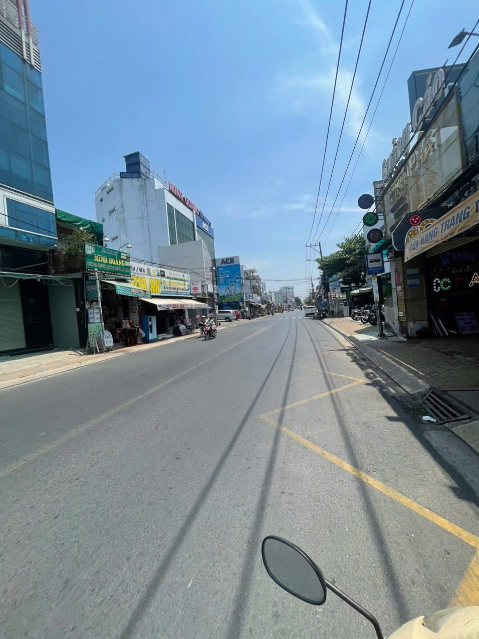 CỰC PHẨM ĐẤT (9X40) MẶT TIỀN LÝ THƯỜNG KIỆT – VÒNG XOAY HÓC MÔN