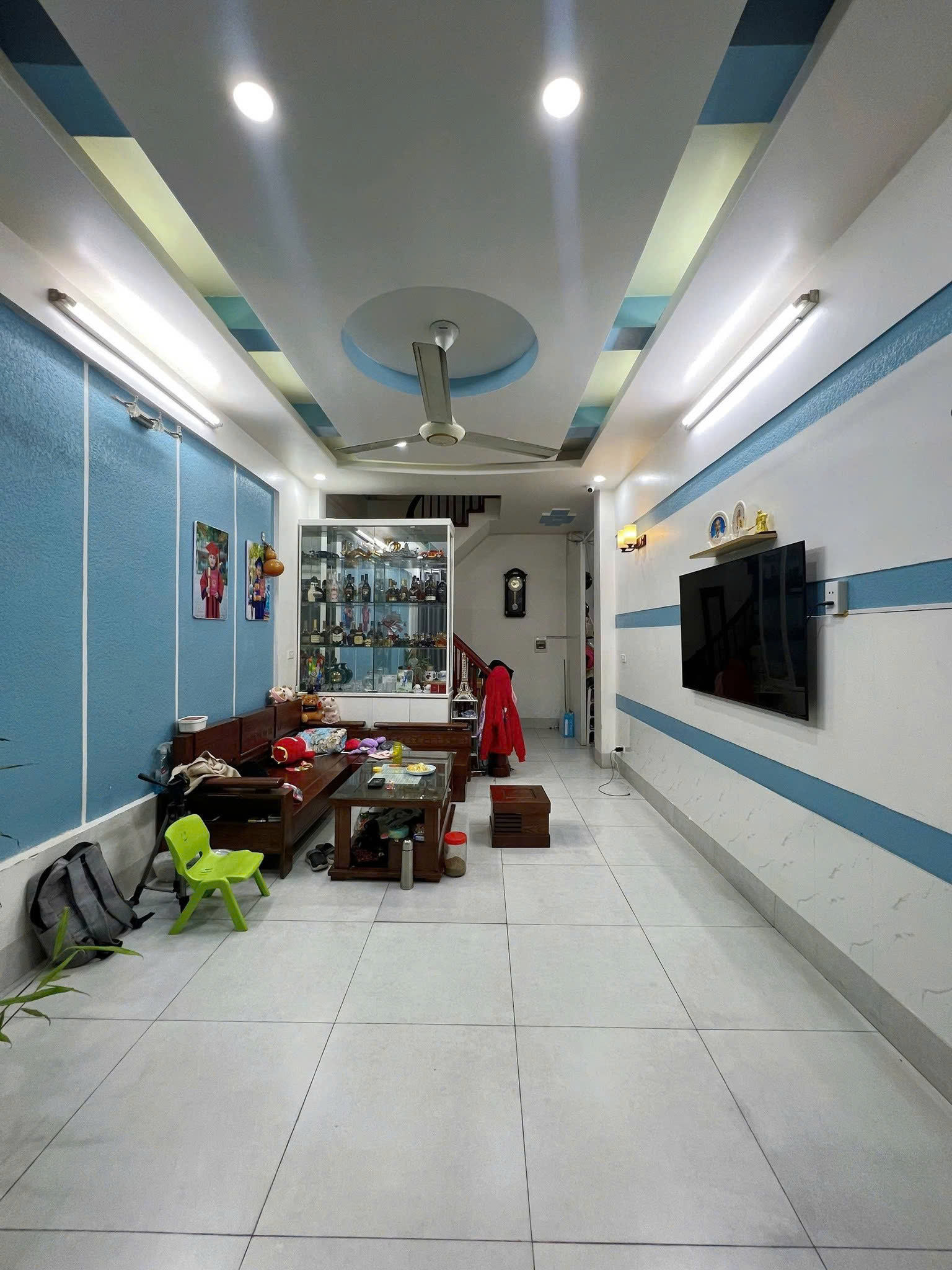 Bán nhà Hàng Hành, 15m2, 5 tầng, 16 tỷ, kinh doanh đỉnh, dòng tiền 35 tr/tháng