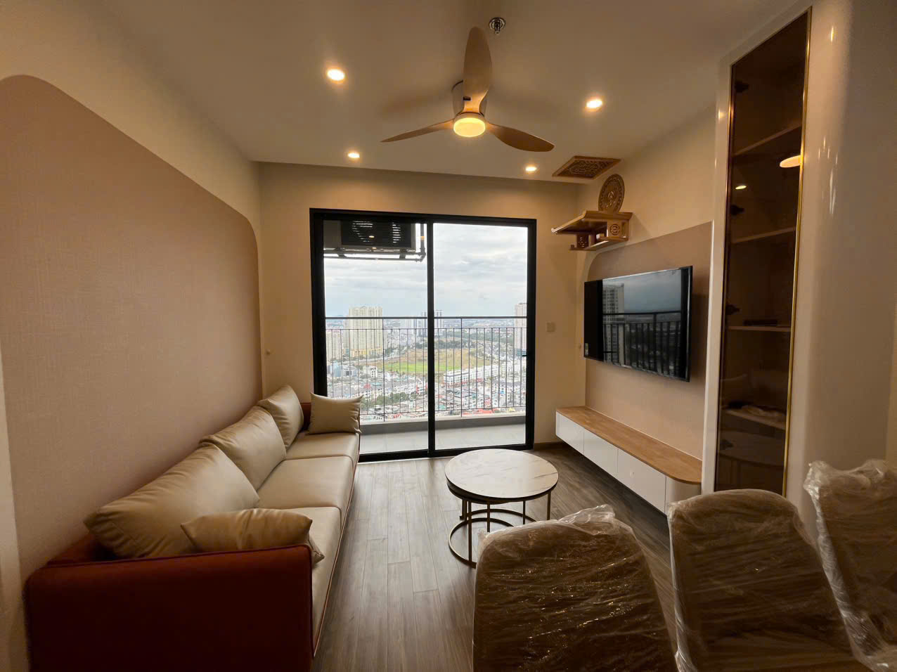 CHO THUÊ CĂN HỘ CAO CẤP 3N1K THE SAKURA – VINHOMES SMART CITY NAM TỪ LIÊM, HÀ NỘI