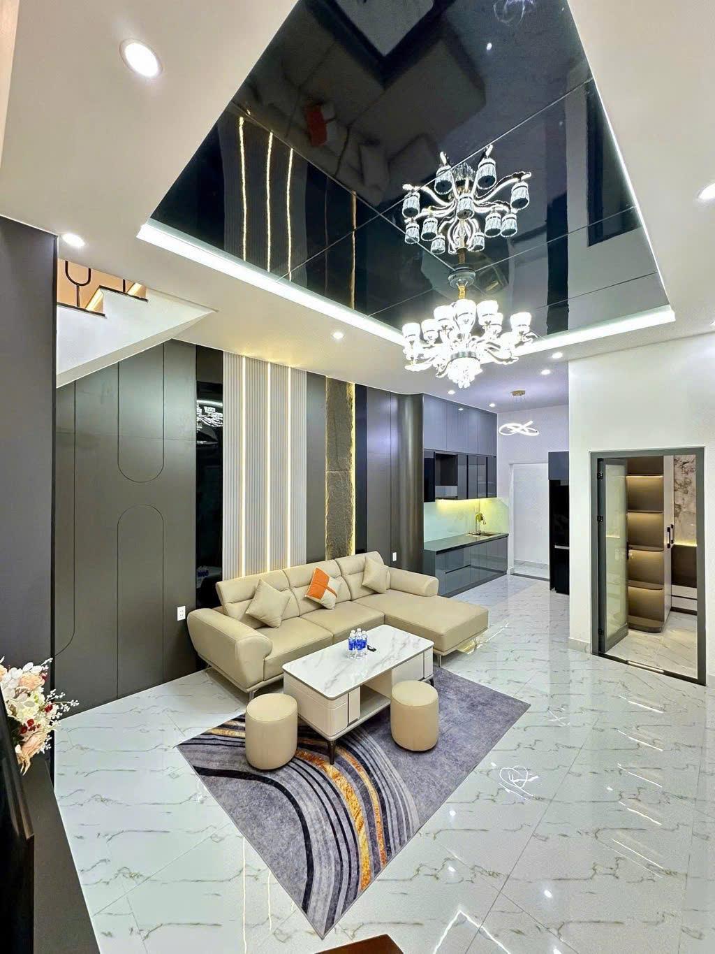 Nhà 2 tầng, kiệt thông Điện Biên Phủ, Nhà Đẹp Mới Xây Vào Ở Ngay - Giá 4 tỷ xxx