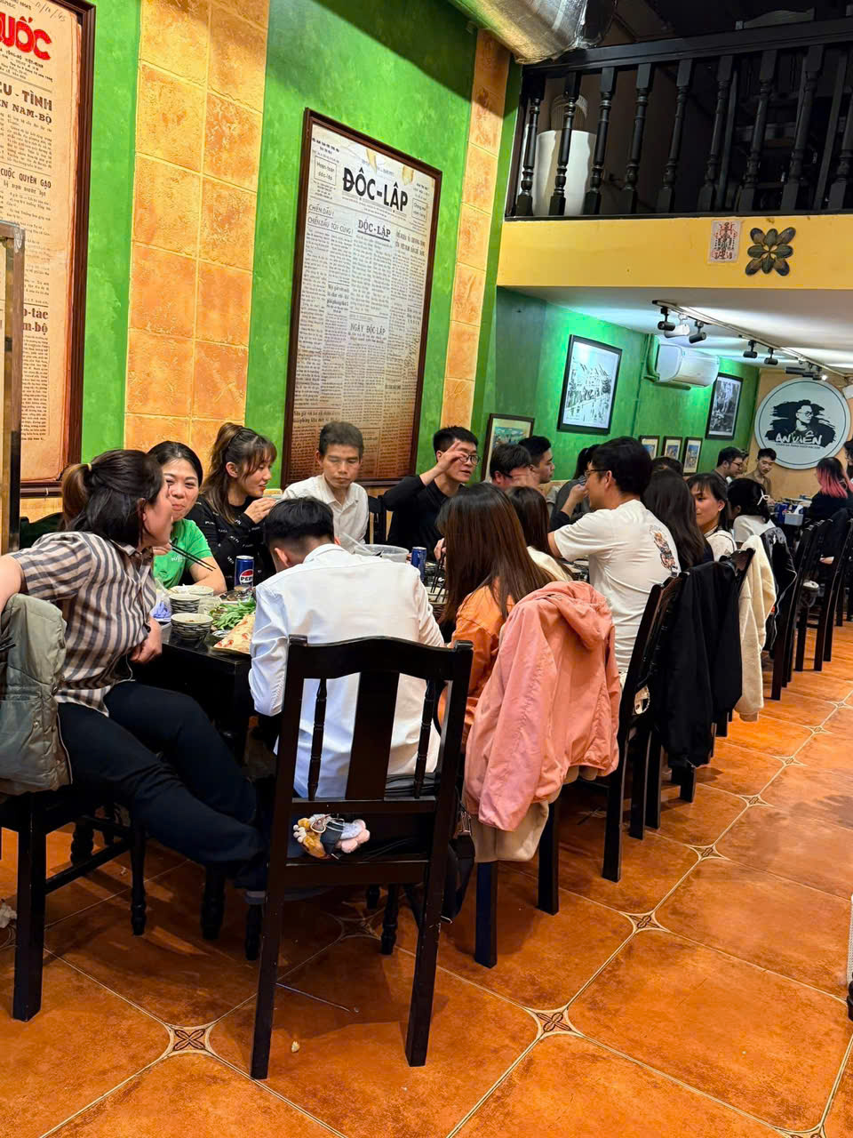 SANG NHƯỢNG NHÀ HÀNG MẶT PHỐ GIẢNG VÕ – QUẬN ĐỐNG ĐA – HÀ NỘI