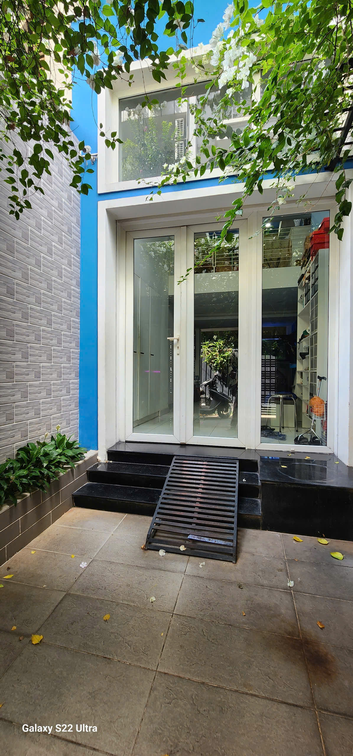 Nhà phố khu trung tâm Q10. 2 mặt hẻm thông thoáng. Đầy đủ nội thất. Khu an ninh, văn minh, yên tĩnh. LH 0968681386