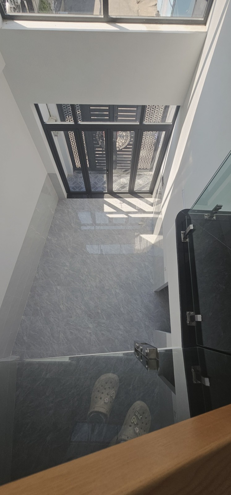 NHÀ 4 TẦNG ĐƯỜNG 102 TĂNG NHƠN PHÚ A - NGANG KHỦNG 9.5M - KINH DOANH ĐA NGÀNH