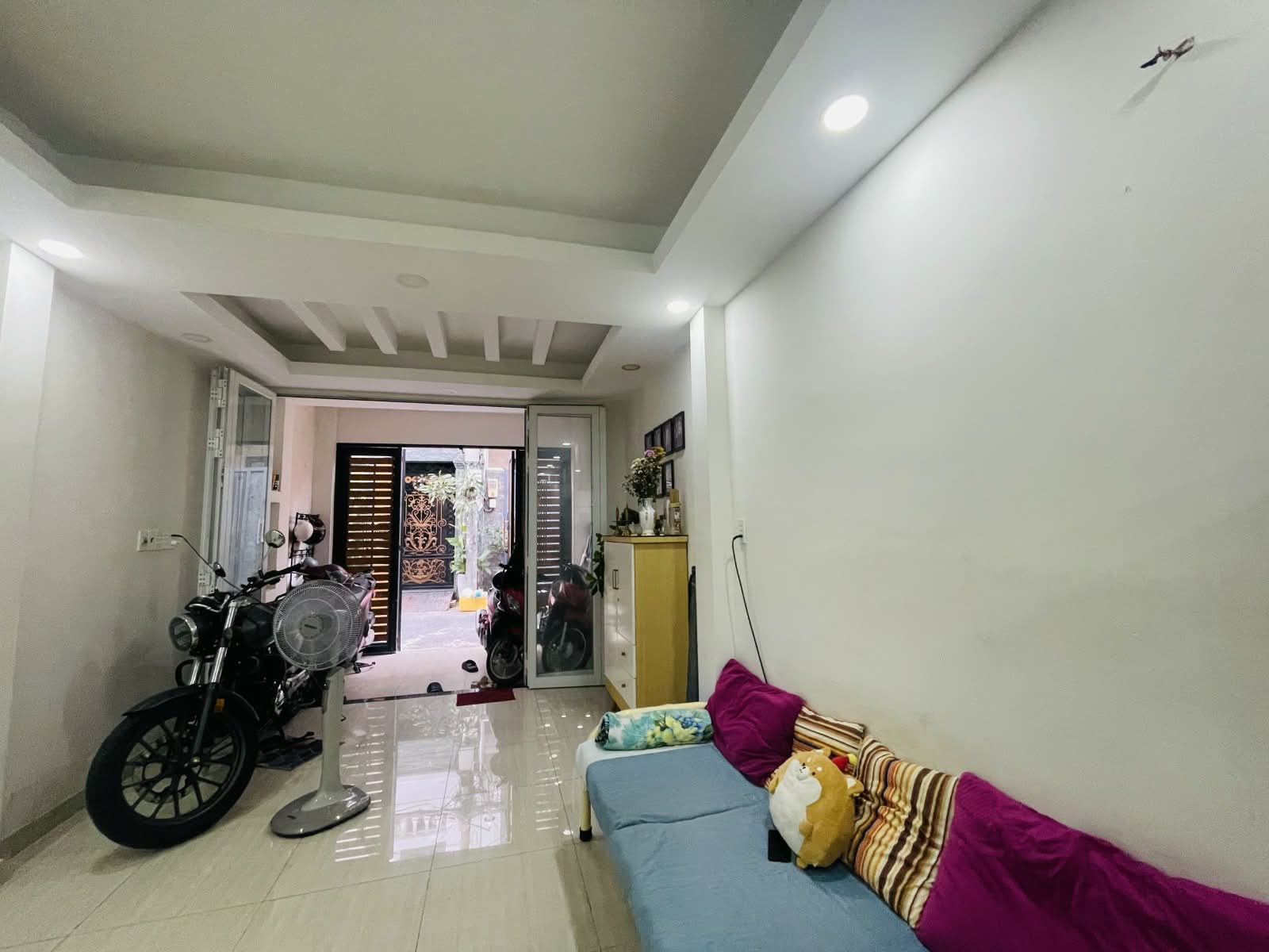 Cần bán nhà cách mạng tháng tám Phường 5 Tân Bình giá nhỉnh 8,x tỷ