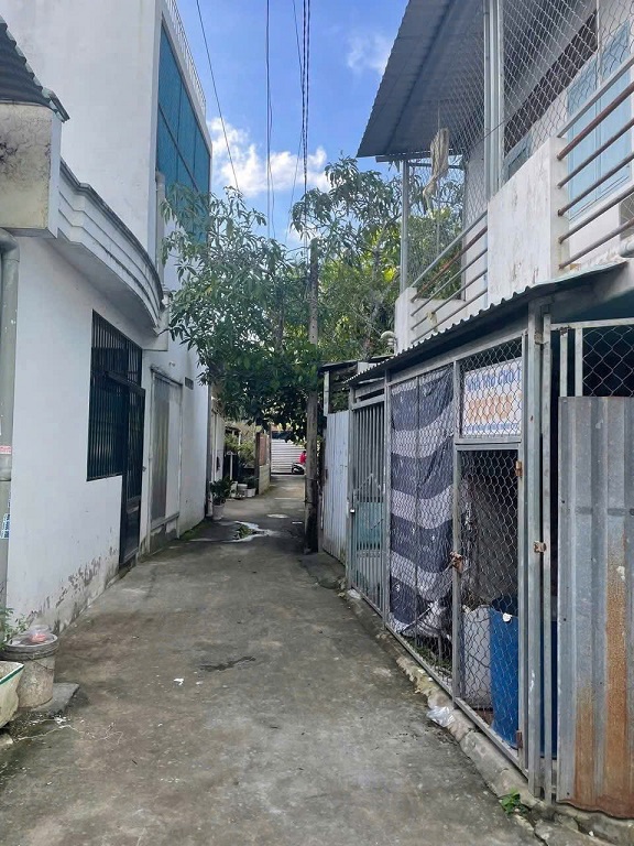 BÁN DÃY TRỌ 8 PHÒNG – ĐƯỜNG BÙI HỮU NGHĨA, P. BÌNH THUỶ, Q. BÌNH THUỶ, CẦN THƠ