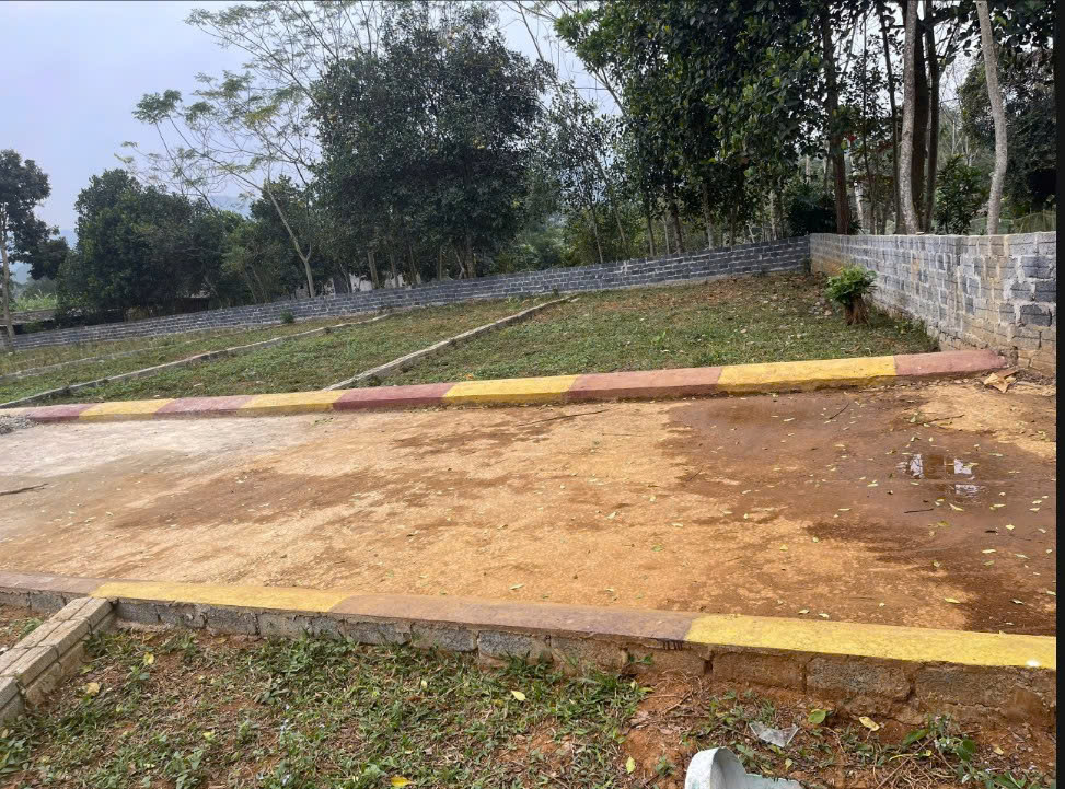 Chính Chủ cần bán 2 lô đất gần Đường Hồ chí Minh, gần Khu Công nghiệp thạch Quảng giá 170 triệu/1 lô