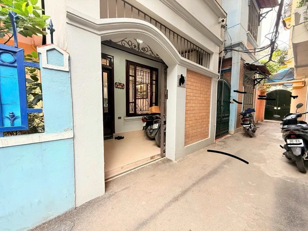 NHÀ DÂN XÂY CHẮC CHẮN–NỞ HẬU -GẦN HỒ TÂY THƠ MỘNG-20M RA Ô TÔ TRÁNH– DỄ CHỐT_ 39,5M