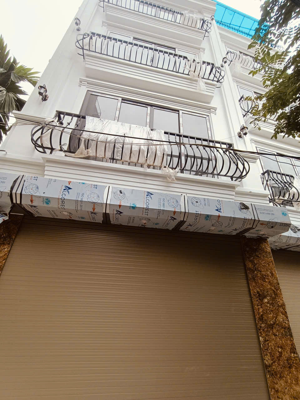 Nhà 5Tx50m2 mới tinh, thang máy, căn góc tại La Khê, ô tô lùi cửa. 11.x tỷ