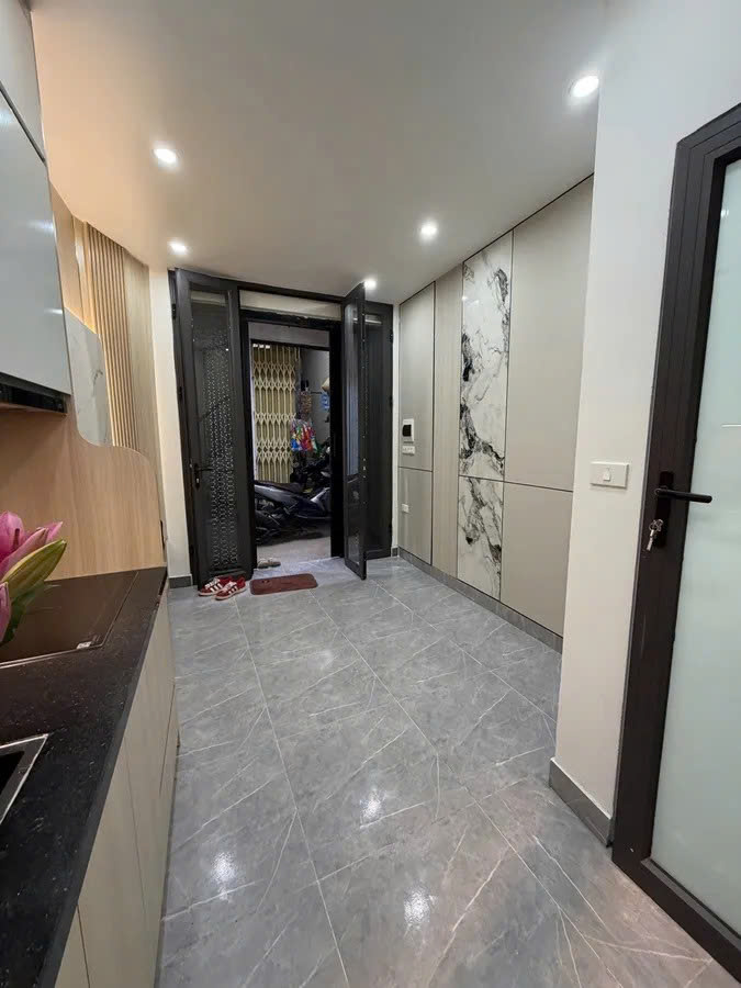 !: LÔ GÓC - NGÕ 3 GÁC - GẦN PHỐ Bán nhà Đống Đa