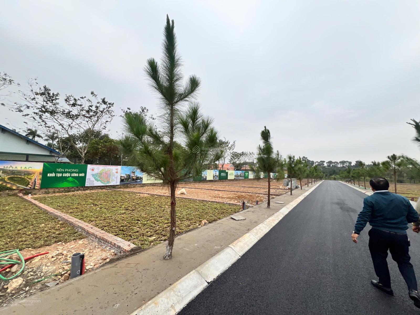 Bán đất 100m2 View Hồ ở Cổ Đông - Gần Khu Đô Thị Vệ Tinh Hoà Lạc - Khu vực phát triển mạnh