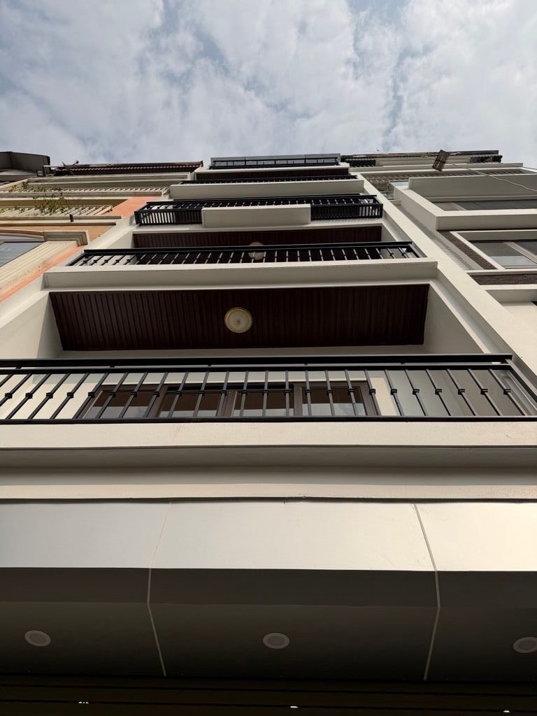 Bán nhà Ngọc Hồi, Hoàng Mai, Gara ô tô, Thang máy, 50m2, 18.1 tỷ(CTL)