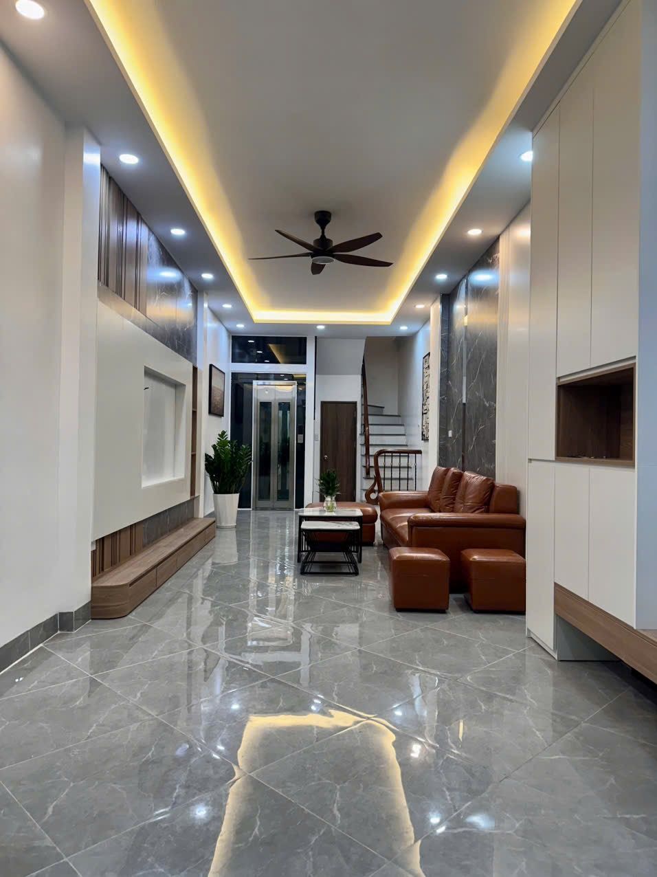 BÁN NHÀ 6 TẦNG THANG MÁY – CHỢ KHÂM THIÊN – ĐỐNG ĐA