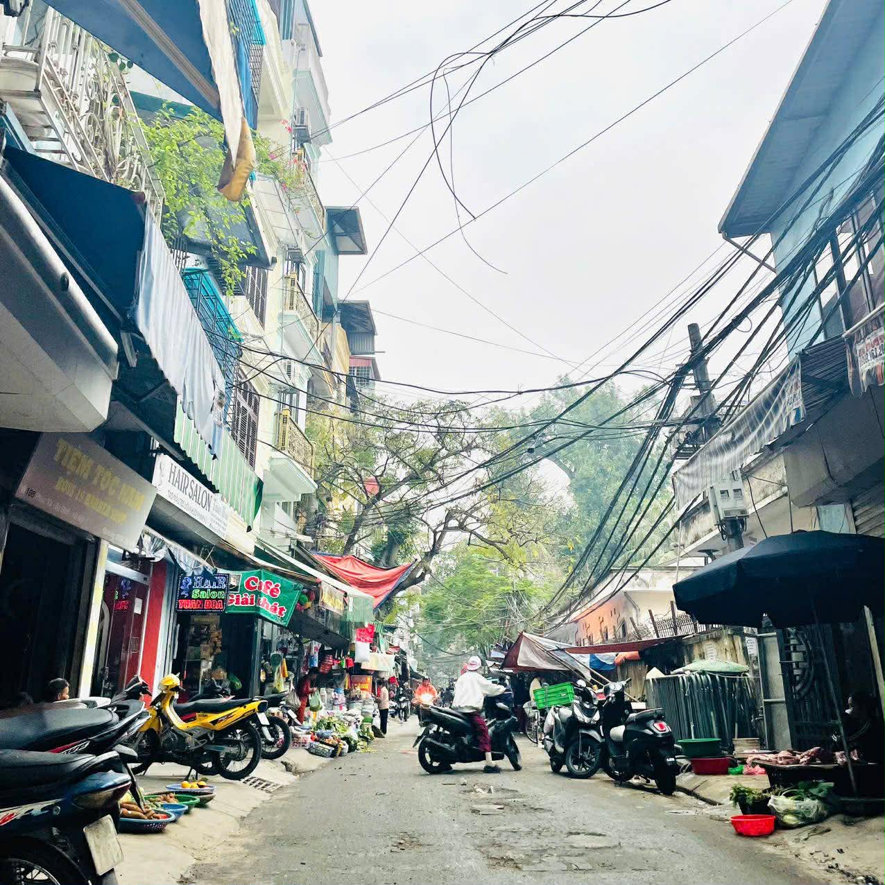 Phúc Xá, Ba Đình, vỉa hè, ô tô tránh, kinh doanh đỉnh