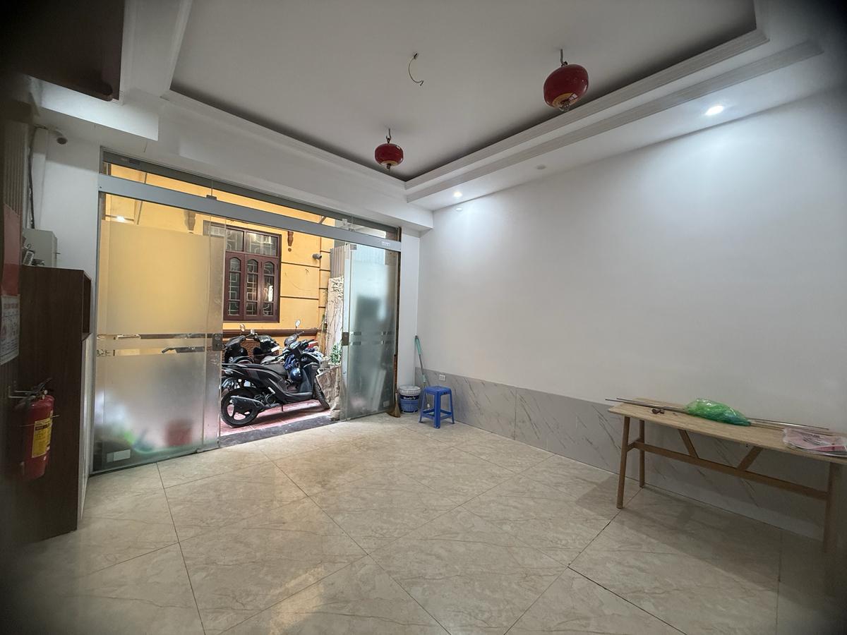 Trần Thái Tông , cầu giấy, Hà Nội, 9 phòng khép kín, 6 tầng thang máy