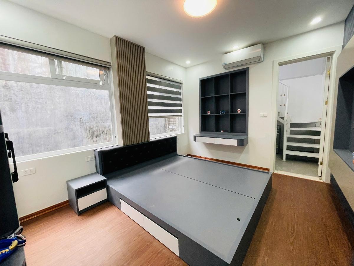 Đội Cấn Ba Đình Hà Nội 4 tầng 3ngủ ngõ thông nhà đẹp như hình