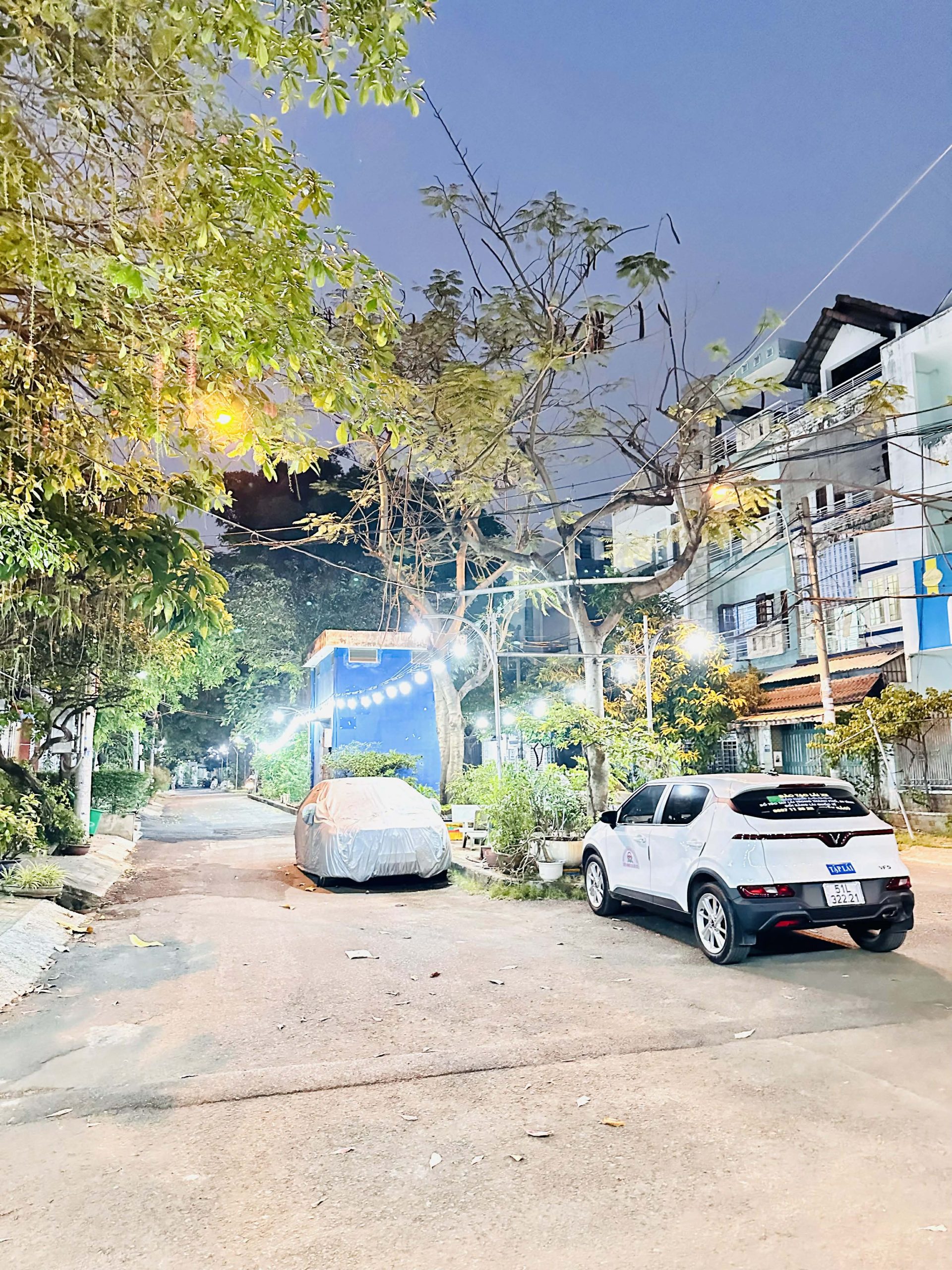 NHÀ BÌNH LỢI 106m2 (5.3×20) - 4 TẦNG 6PN - ĐƯỜNG XE TẢI CÓ VỈA HÈ - 20.5 TỶ