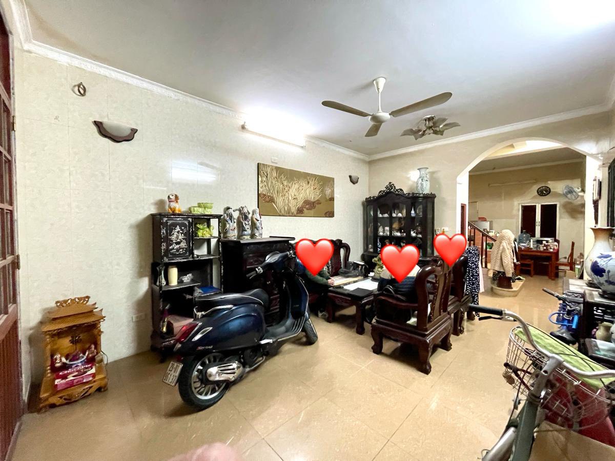 Bán nhà Lý Thường Kiệt, 45m2, 5 tầng, mặt tiền 5.2m, 27.5 tỷ, ngõ rộng thoáng, kinh doanh đỉnh