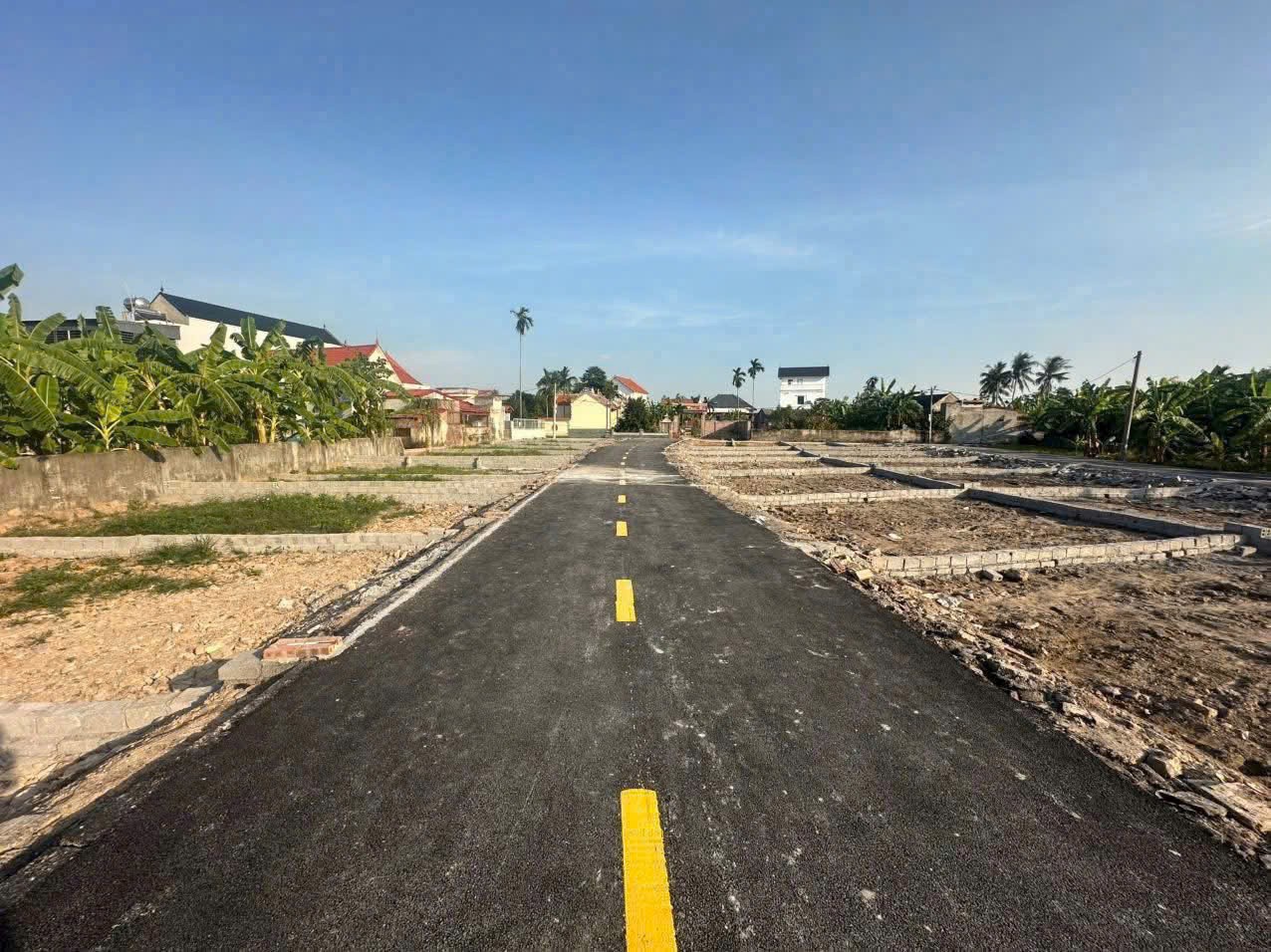 7xx triệu Lô đất Quyết Tiến hiếm tại Hợp Đức – Ngõ nhựa từng lô, quỹ đất nhỏ dễ giao dịch ZALO 0567 222 555