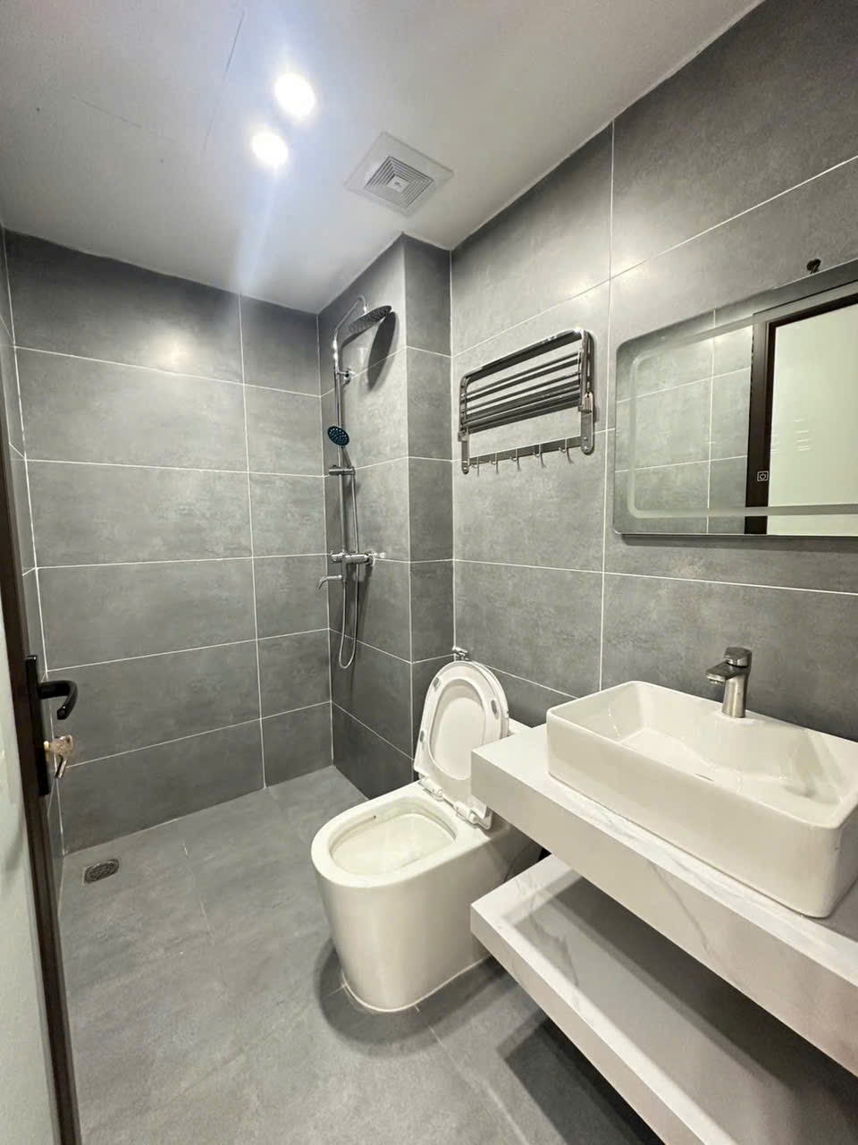 SỐC: "RỚT NƯỚC MẮT" NẾU HỤT SIÊU PHẨM VIN ĐAN PHƯỢNG – CHỈ 1 CĂN DUY NHẤT!