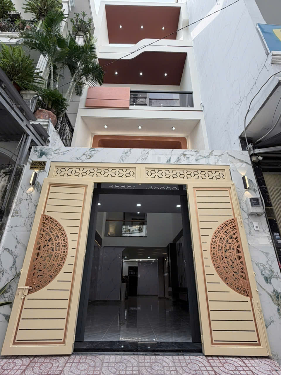 Cần bán trước tết, giá TL tốt – Nhà mới 4 Tầng, Hẻm Vip Nguyễn Hữu Tiến, gần Trường ĐHCT