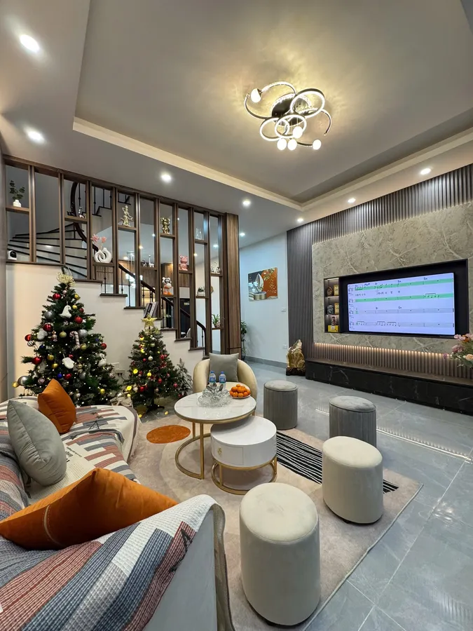 Trung Tâm Long Biên – Phố Ẩm Thực Ngọc Lâm – Nhà Xịn 46m² – Giá 12.25 Tỷ