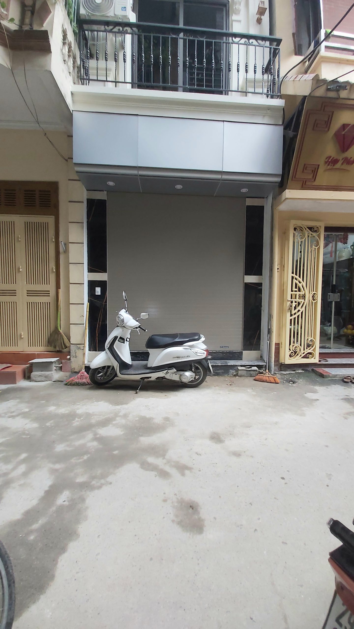 Nhà mới tình 5Tx35m2,thang máy tại Bà Triệu, Hà Đông, ô tô đỗ cửa, 12.x tỷ