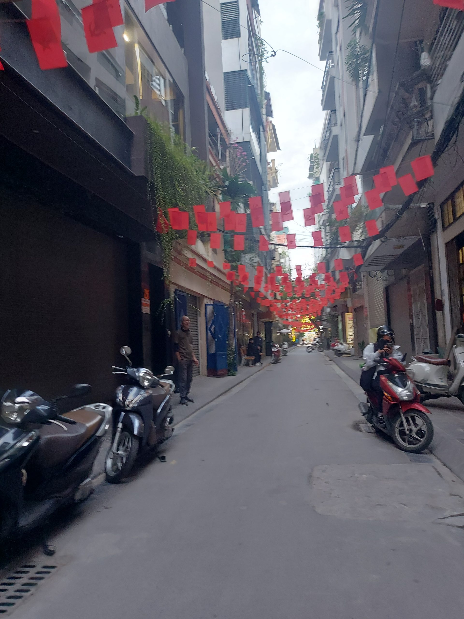 TÔN THẤT TÙNG - TRUNG TÂM - ĐỐNG ĐA - ĐẦU TƯ - TIỆN ÍCH BẠT NGÀN - 20m RA MẶT PHỐ KINH DOANH - NÓI KHÔNG VỚI QUY HOẠCH GIÁ CHỈ 14 TỶ