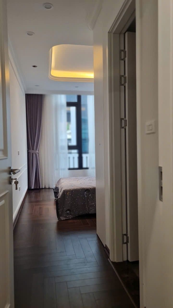 BÁN NHÀ ĐẸP 5 TẦNG THANG MÁY - 3 NGỦ ĐỦ CÔNG NĂNG - NGÕ THÔNG KINH DOANH - GẦN PHỐ - SỔ ĐỎ GIAO DỊCH NGAY