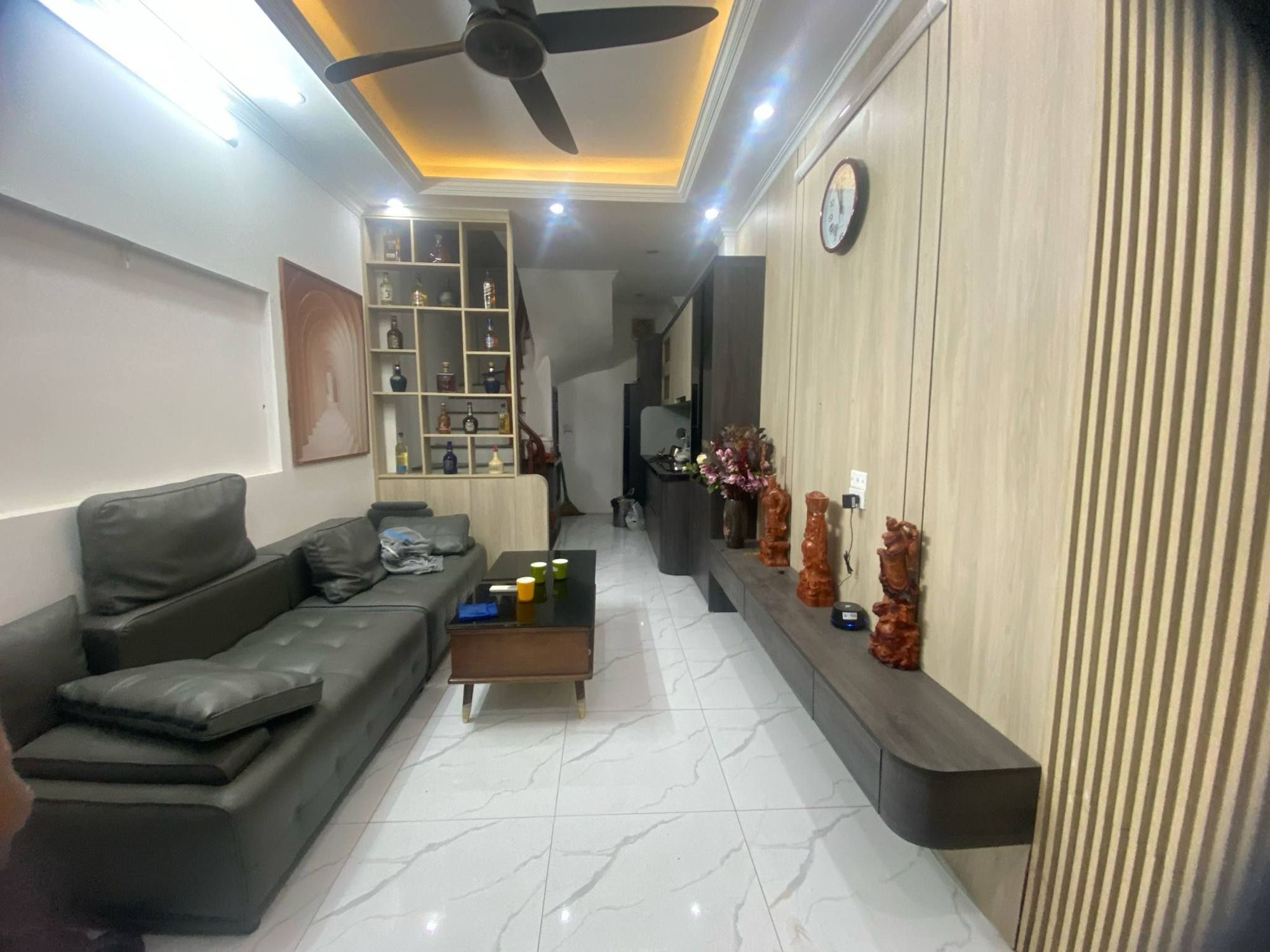 BÁN NHÀ Ở VĨNH HƯNG, TRUNG TÂM HOÀNG MAI, NHÀ 5TẦNG,NGÕ TO NÔNG, Ô TÔ CÁCH 10M