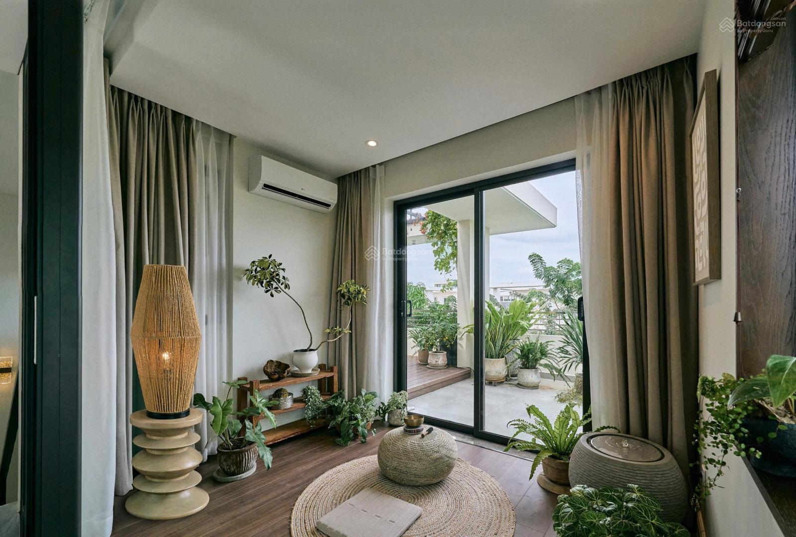 Chính chủ cần bán nhanh căn góc Villa Park view công viên trung tâm và đài phun nước đường Bưng Ông Thoàn, Phường Phú