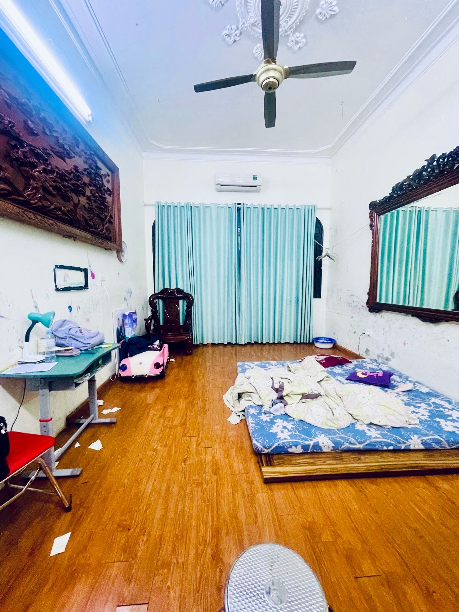 SIÊU PHẨM MẶT PHỐ - Ô TÔ DỪNG ĐỖ NGÀY ĐÊM - BÁN ĐẤT TẶNG NHÀ - KINH DOANH ĐỈNH.