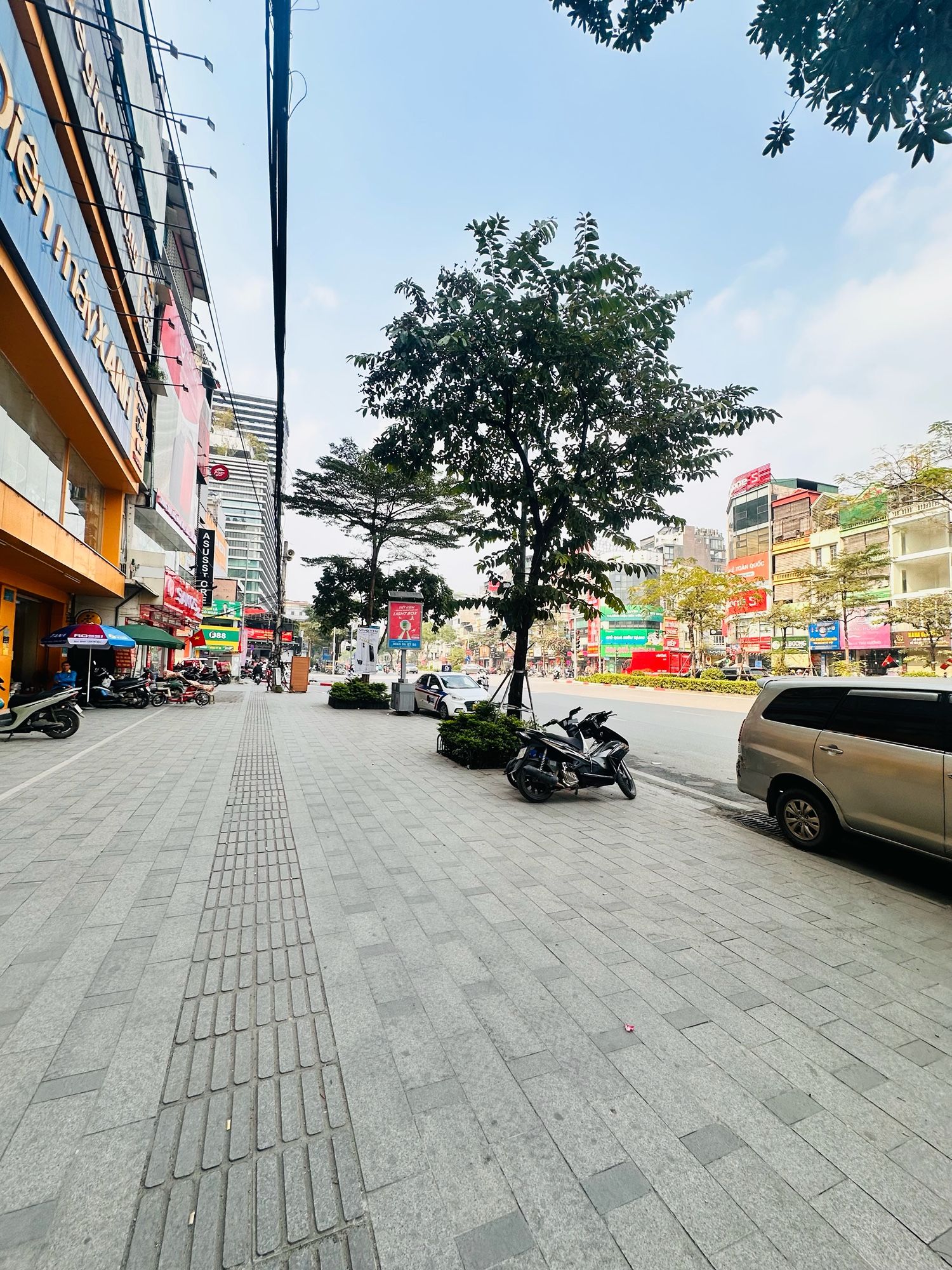 BÁN NHÀ SIÊU PHẨM LÔ GÓC-PHỐ XÃ ĐÀN “ĐẮT NHẤT HÀNH TINH”-DÒNG TIỀN 45 TRIỆU/THÁNG-GIÁ TRỊ TƯƠNG LAI BỨT PHÁ.