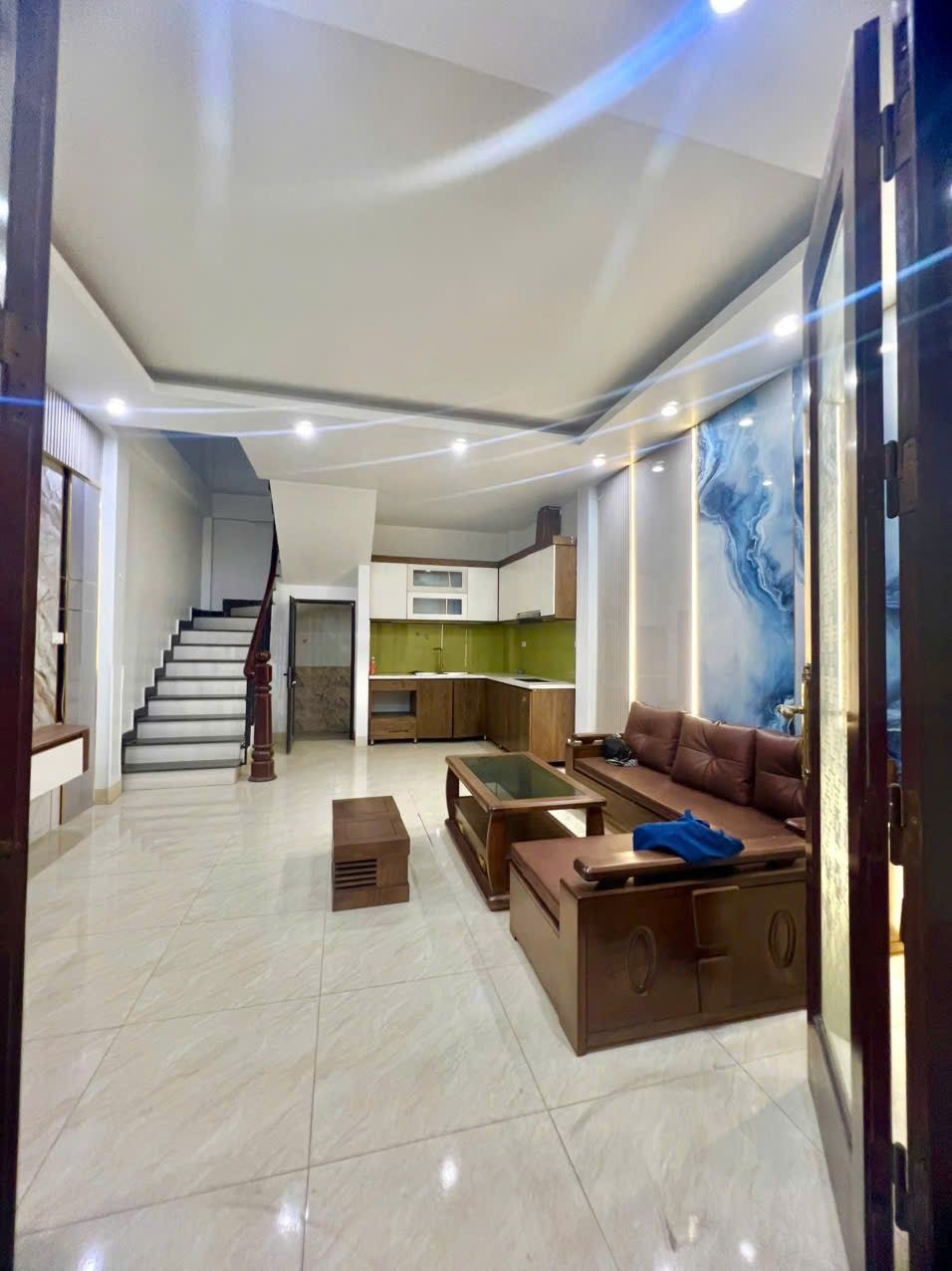 NHÀ THỔ CƯ BỒ ĐỀ – LONG BIÊN | 32M² – 5 TẦNG