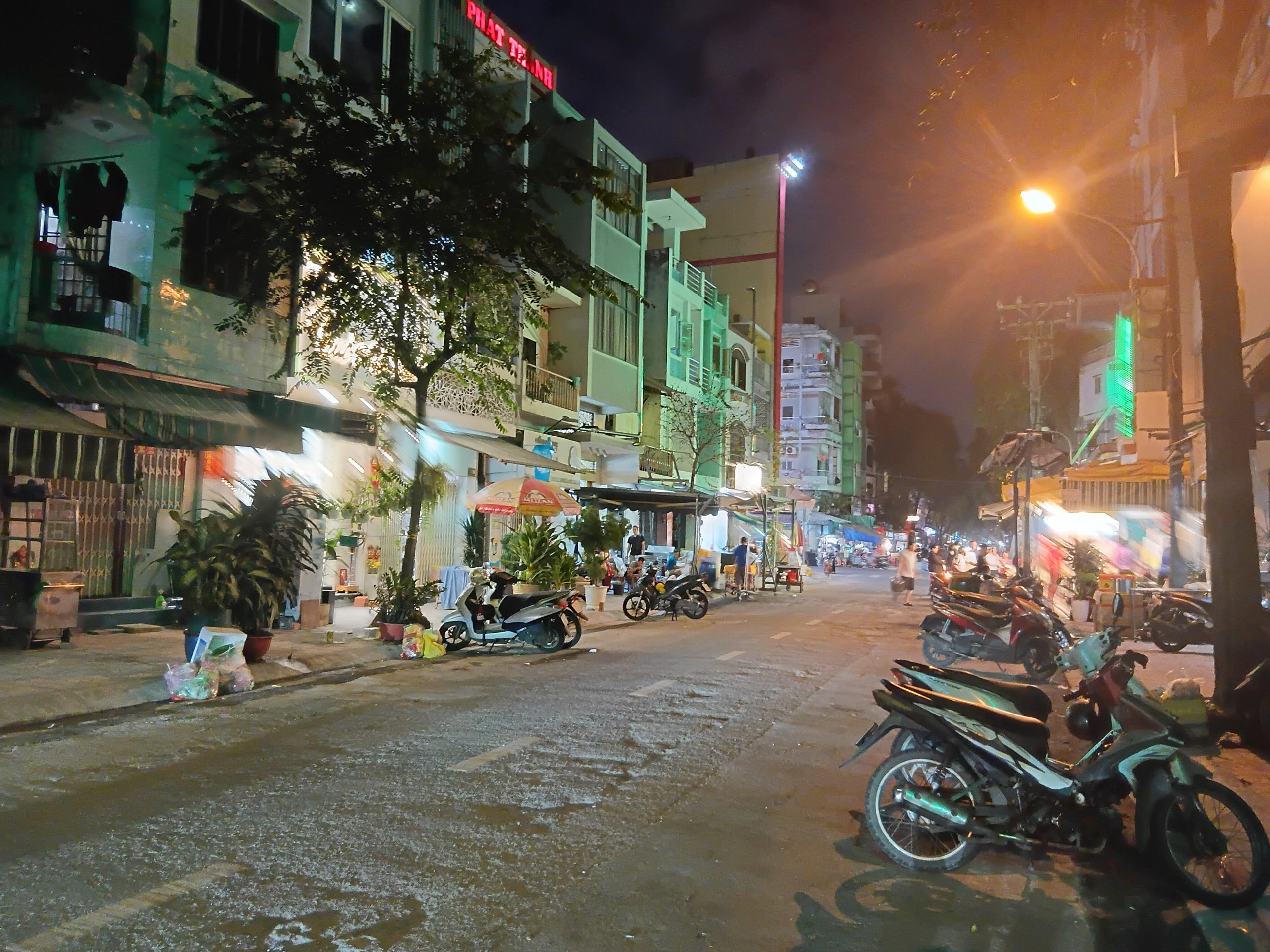 Bán Nhà Khu Ẩm Thực Bùi Hữu Nghĩa Q.5 - 30m² x 3 Tầng - Sau Căn Mặt Tiền - Chỉ Hơn 5 Tỷ Nhà Ngay Khu Nổi Tiếng Vịt Quay - Heo Quay Q.5 .Nhà Hiện Có Trệt 2 Lầu