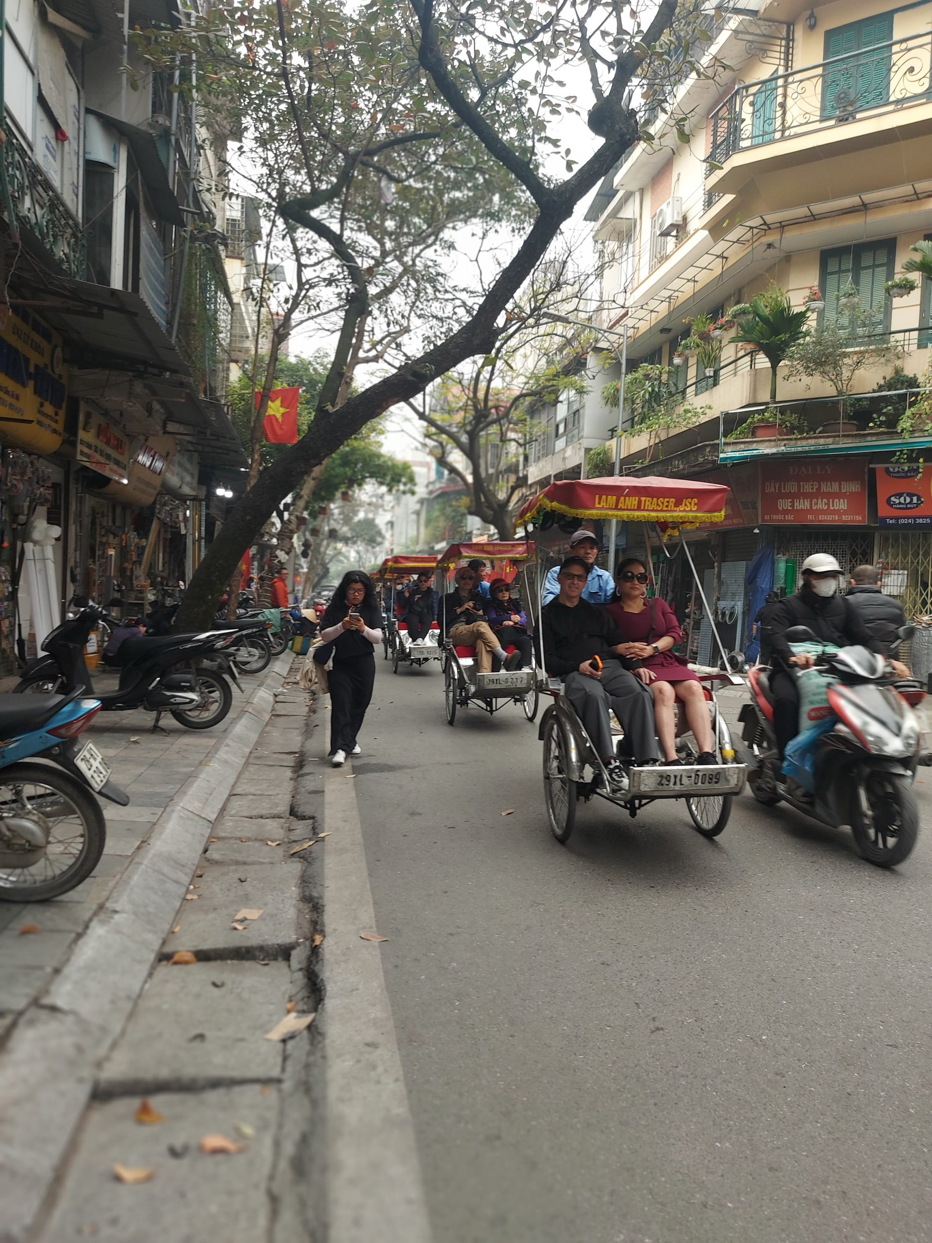 NHÀ ĐẸP MẶT PHỐ - LÝ NAM ĐẾ - HOÀN KIẾM - KINH DOANH - DIỆN TÍCH LỚN - MẶT TIỀN RỘNG - GIÁ 41 TỶ ,,