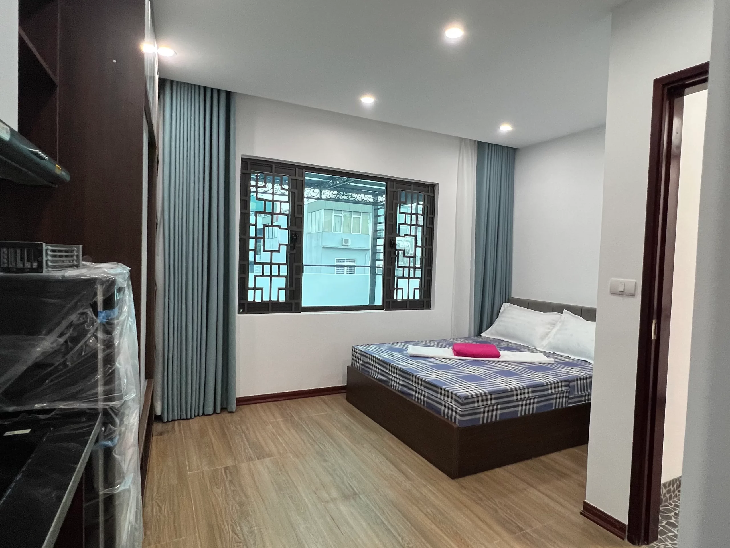 Bán nhà Siêu phẩm cỗ máy in tiền Vip Ngọc Hà, Ba Đình,60/65m2 xây mới coong 7 tầng thang máy to đẹp đồ sộ