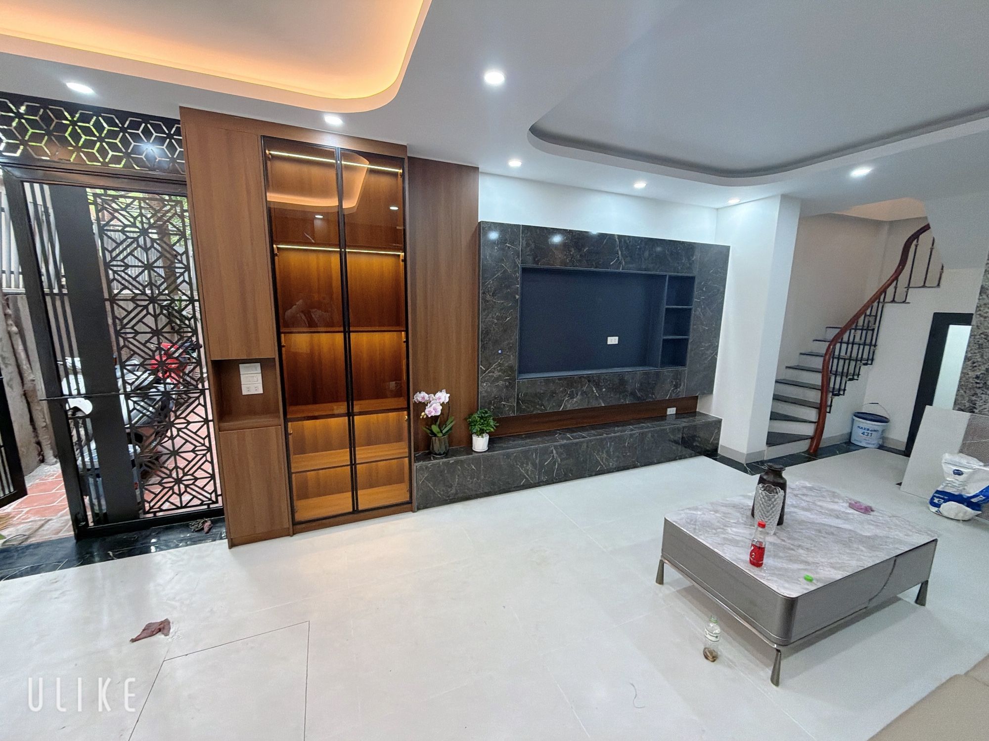 BÁN NHÀ 40M 6TẦNG THANG MÁY ÔTÔ 7 CHỖ ĐỖ CỔNG-TRUNG TÂM TÂY HỒ 10M MẶT PHỐ HÀNG HIẾM