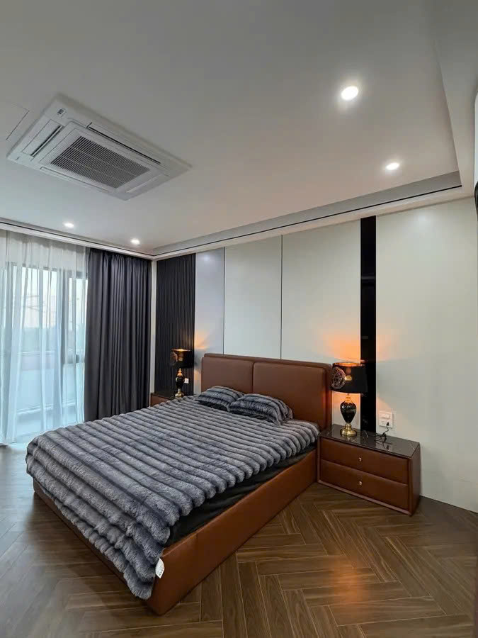 BÁN NHÀ PHỐ MINH KHAI – 33m2 , 5 tầng , MT 3.8 m – LÔ GÓC – 10m Ô TÔ – 9.65 TỶ