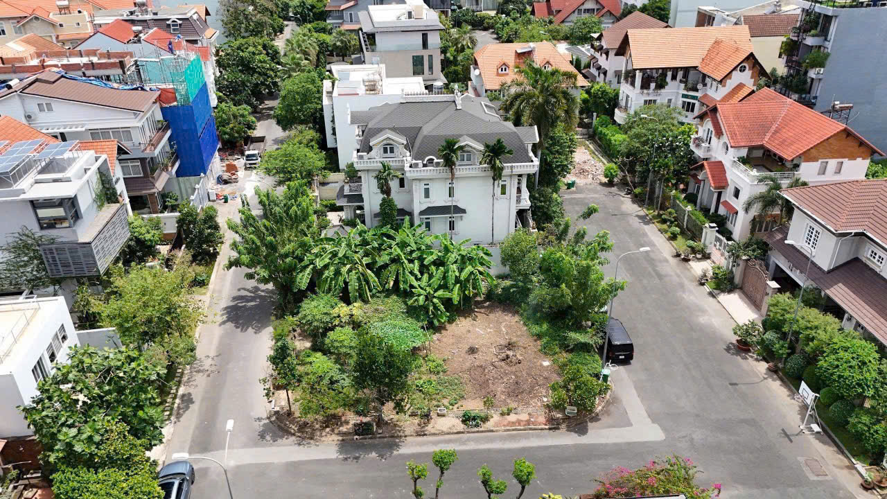 BÁN BIỆT THỰ 2 MẶT TIỀN TRƯỚC SAU – COMPOUND EDEN THẢO ĐIỀN Q2( 110 tỷ)