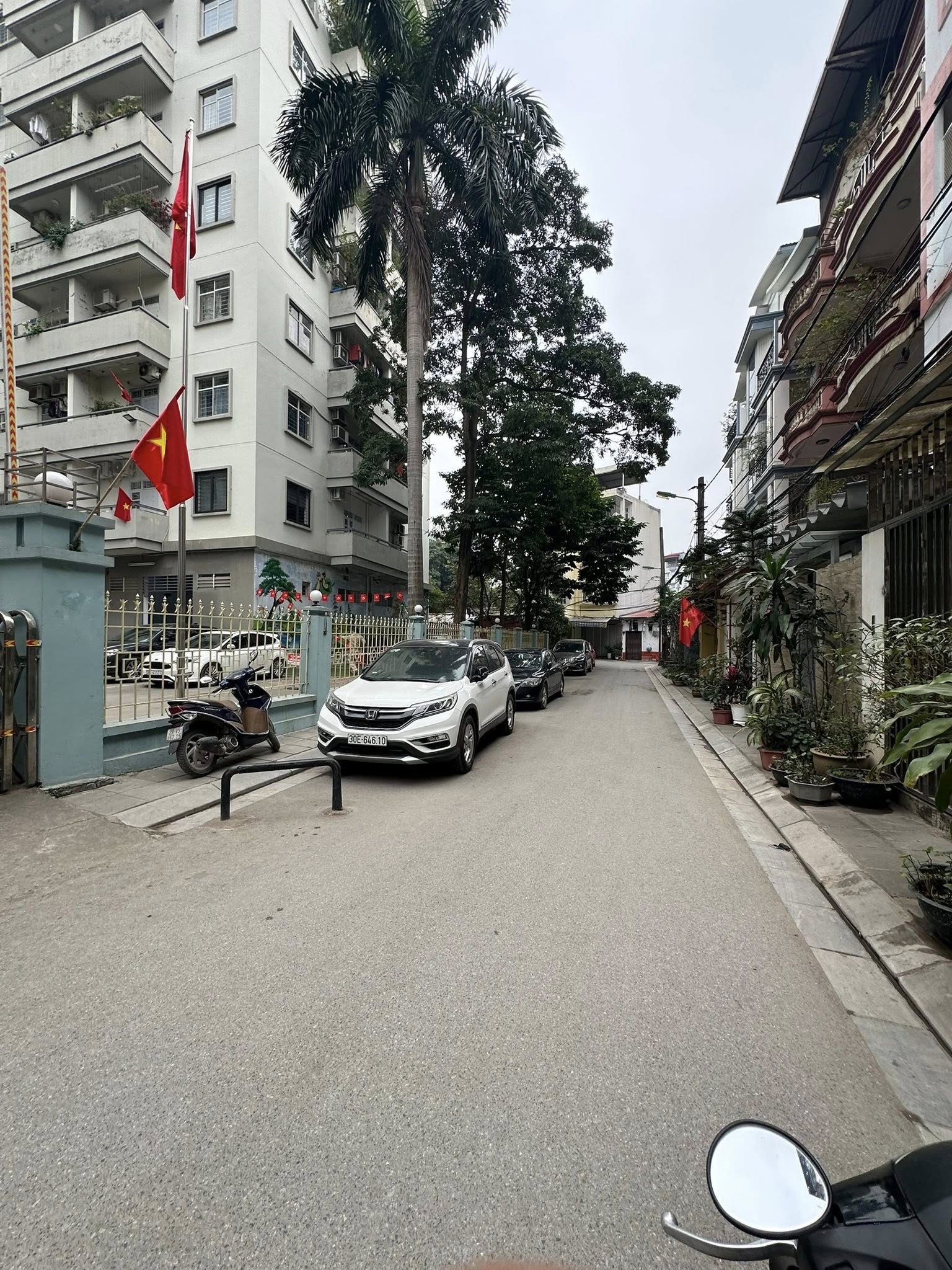 NHÀ, PHỐ ĐÔNG QUAN, CẦU GIẤY-VỈA HÈ-KD- Ô TÔ:85M X4T, MT 4,2M, GIÁ 25,5 TỶ.