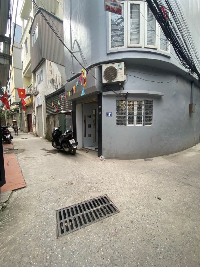 3.6 tỷ bán nhà đông thiên 5 tầng long lanh lô góc ô tô đỗ cửa hoàng mai