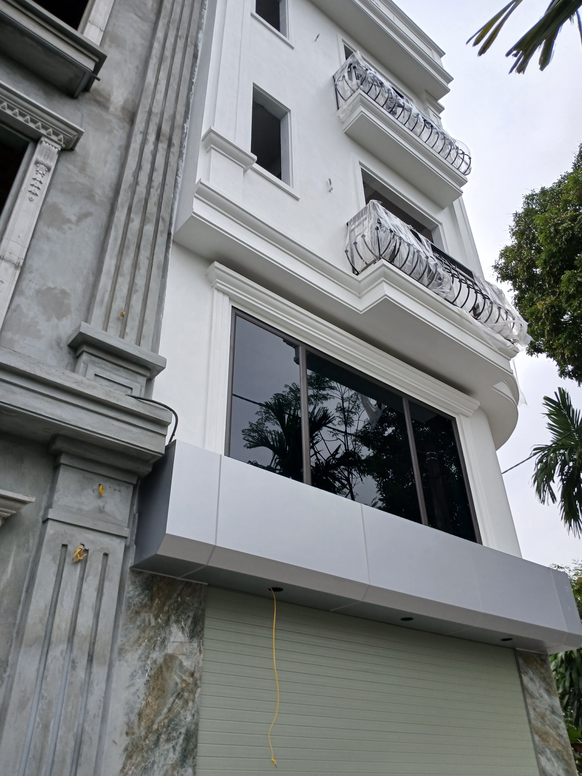 CHẬM CHÂN LÀ MẤT” – NHÀ ĐẸP PHỐ HUYỆN, GIÁ RẺ TỤT QUẦN!