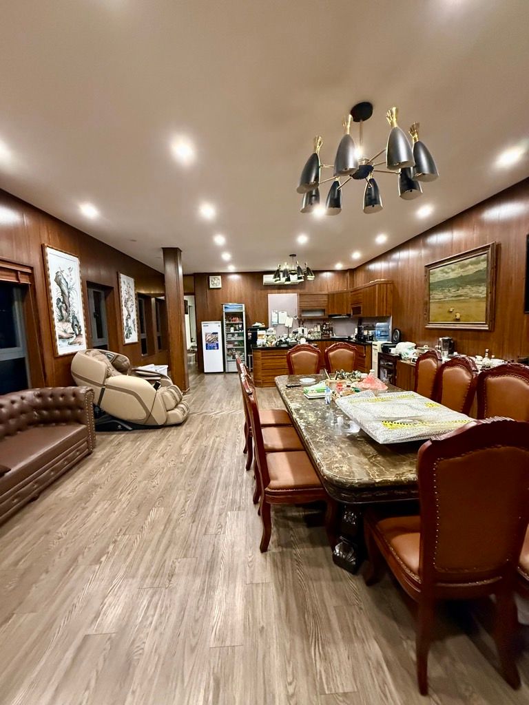 Bán nhà Siêu đẹp Trung Tâm Ngọc Thụy - Ngõ Nông- Full NT Gara thang máy 60m 8 tầng nhỉnh 15 tỷ(TL)