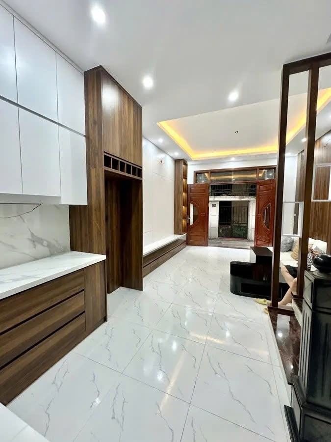 ⚡️hiếm!: KINH DOANH - HAI THOÁNG - 15M RA PHỐ - Ô TÔ 5 TẠ ĐỖ. Bán nhà Đống Đa