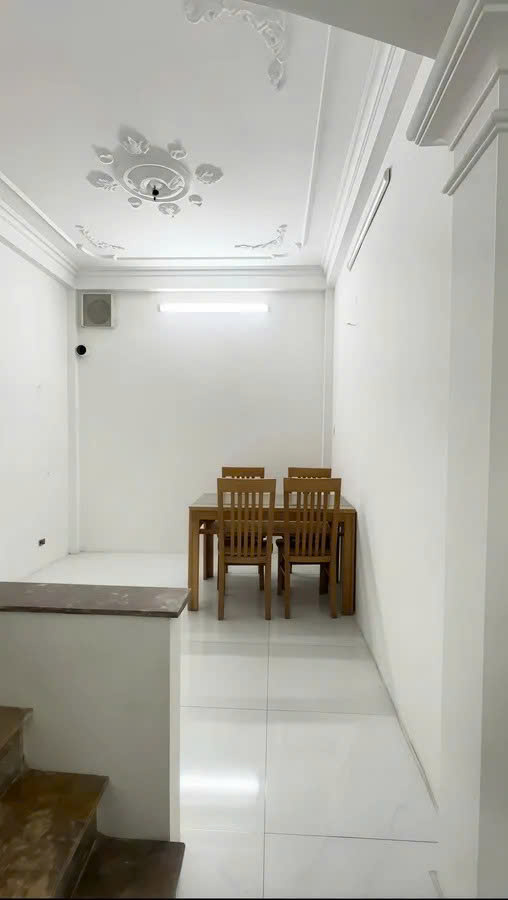 DÀNH CHO NGƯỜI SÀNH! nhà đẹp Quan Nhân, ngõ thông, sổ nở hậu hiếm có.