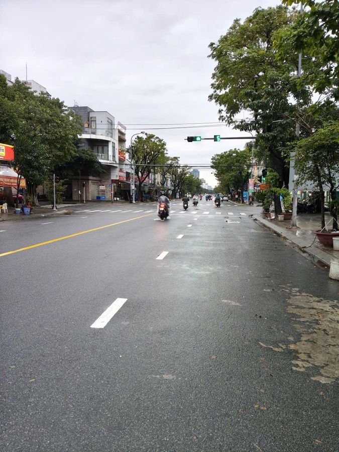 BÁN NHÀ 2 TẦNG MẶT TIỀN - ĐƯỜNG TRẦN NHÂN TÔNG -SƠN TRÀ - ĐÀ NẴNG